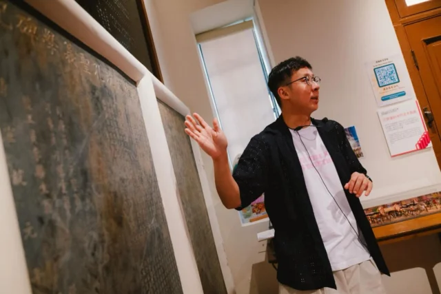 Did you know you can tour the Tai Hang Fire Dragon Heritage Centre @thfdhc ? 🔥 🐉 
Local legends, Hakka roots, and hidden cultural gems — just steps away.
#DiscoverTaiHang #FireDragon #HongKong