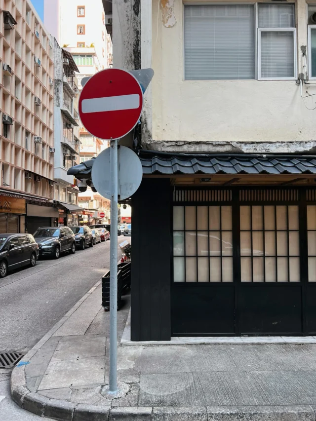 Every corner tells a story. Step out, explore, and see the city anew.
#DiscoverTaiHang #TaiHang #HongKong