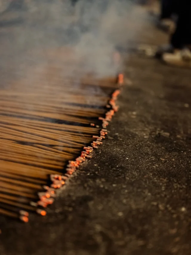 Incense, drums, a dragon in the streets. Tai Hang’s about to light up. 🔥🐉
#DiscoverTaiHang #OnlyinHongKong #TaiHangFireDragon #HongKong